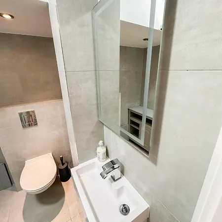 Charming 1-Bedroom Haven Near The Shard In Elephant & Castle Londres Exterior foto