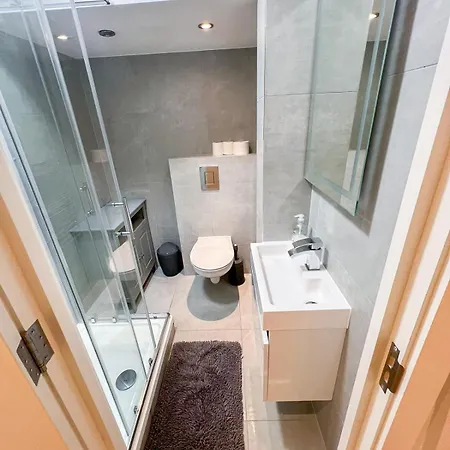 Charming 1-Bedroom Haven Near The Shard In Elephant & Castle Londres Exterior foto